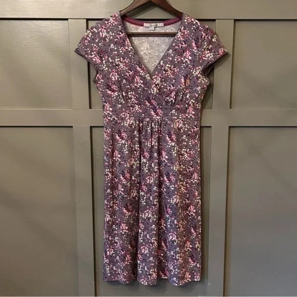 Boden Stretch Jersey Suplice Faux Wrap Dress Purple Floral V-Neck Size 6 - Picture 6 of 6